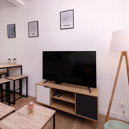Le Nostradamus - Magnifique Appartement Cours Principal Plein Centre Avec Parking Салон-де-Прованс Екстер'єр фото