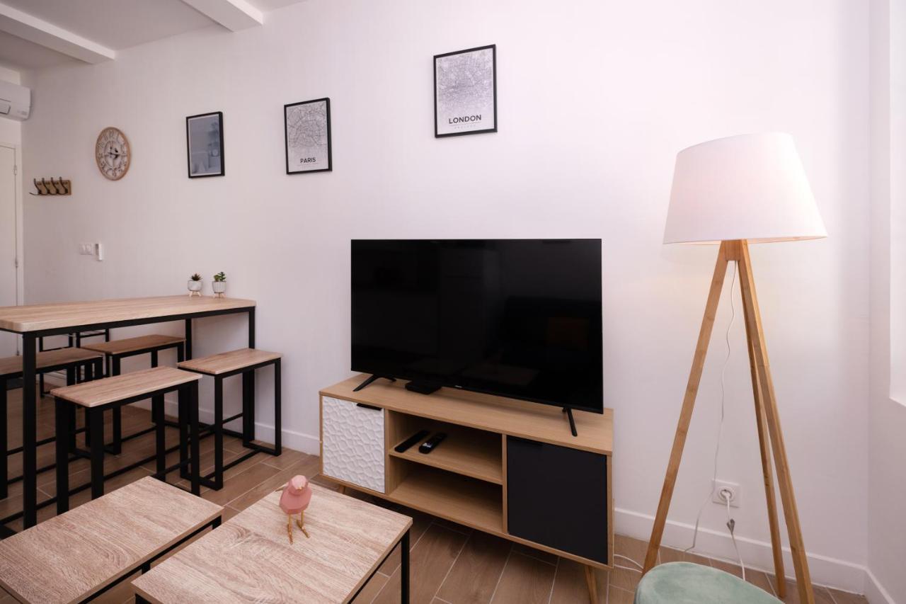Le Nostradamus - Magnifique Appartement Cours Principal Plein Centre Avec Parking Салон-де-Прованс Екстер'єр фото