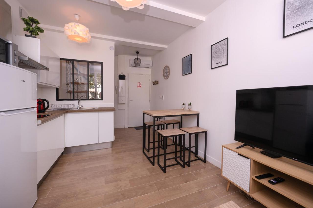 Le Nostradamus - Magnifique Appartement Cours Principal Plein Centre Avec Parking Салон-де-Прованс Екстер'єр фото