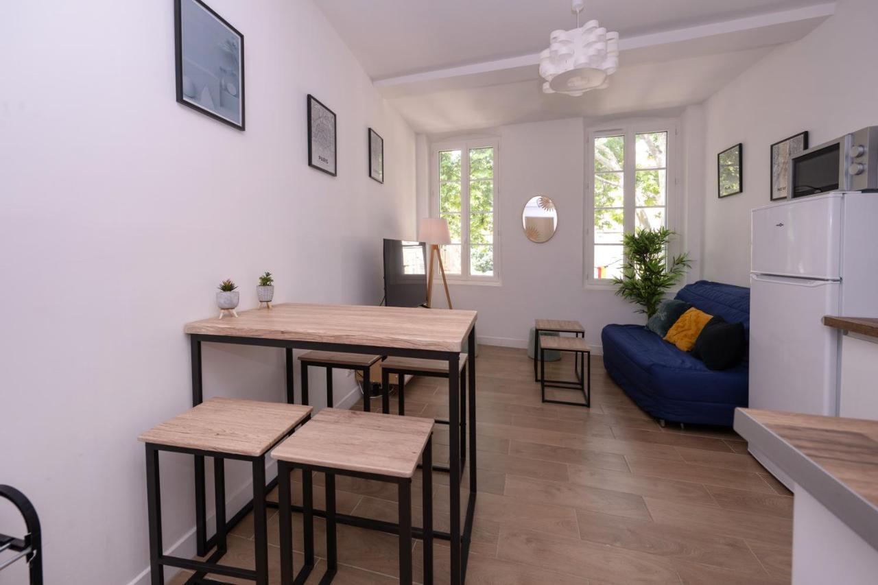 Le Nostradamus - Magnifique Appartement Cours Principal Plein Centre Avec Parking Салон-де-Прованс Екстер'єр фото